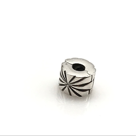 Pandora Star Flower Design Clip Charm - Picture 5 of 7